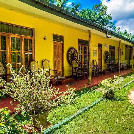 Villa Champagne Tissamaharama Exterior photo